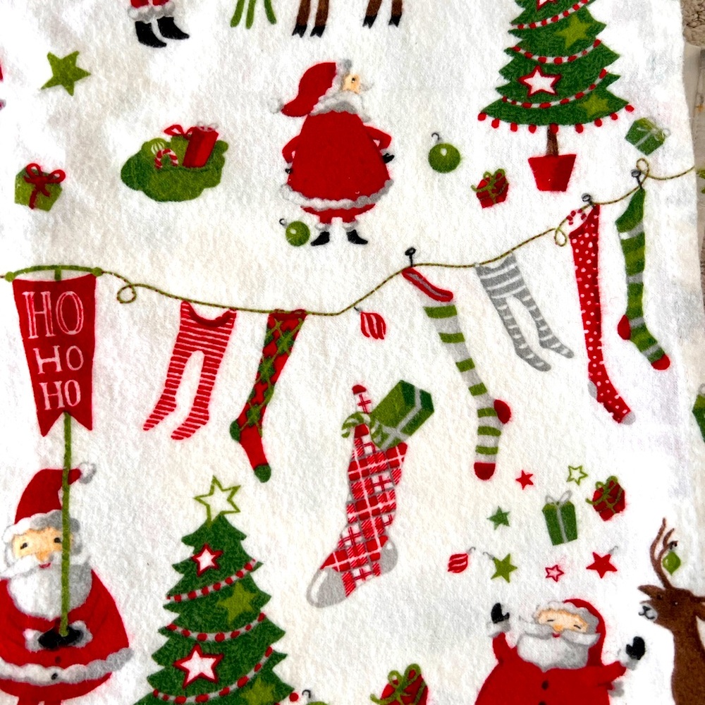 Pottery Barn Kids toddler sheet set. Super soft 100% cotton flannel.